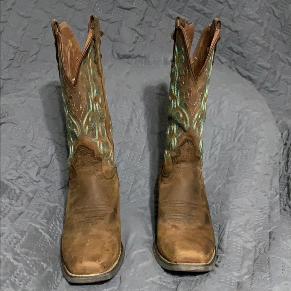 Women’s size 8 boots
